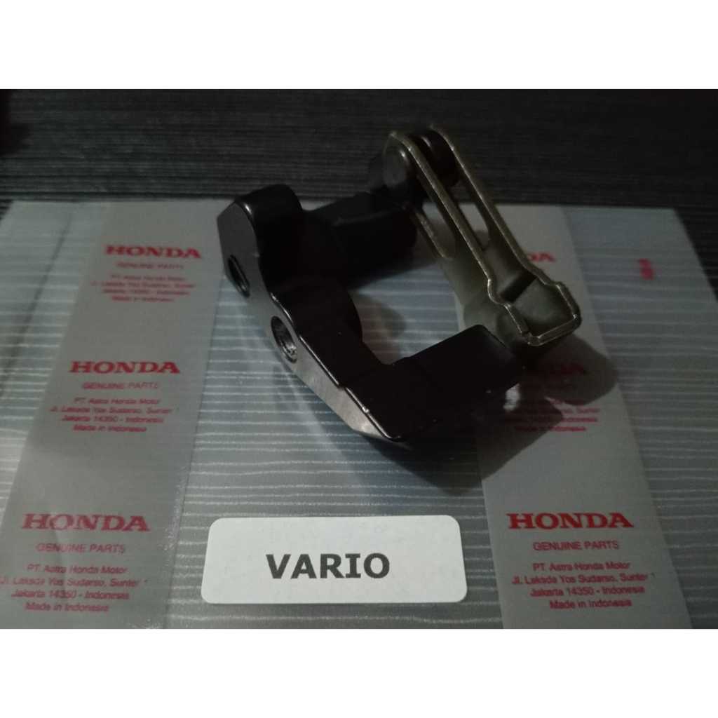 SAMBUNGAN HANDLE REM KANAN KNOCKER COMP VARIO 110 125 150