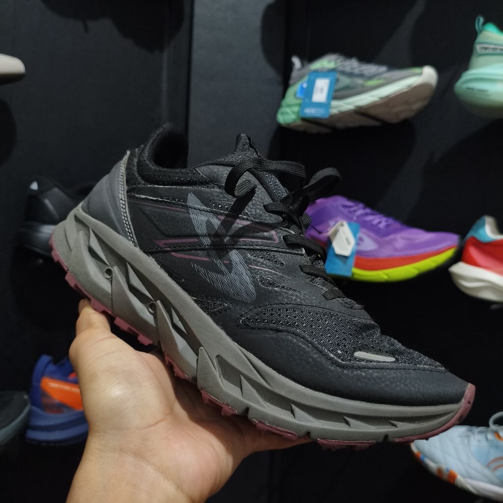 910 Nineten Yuza Evo Sepatu Trail Run