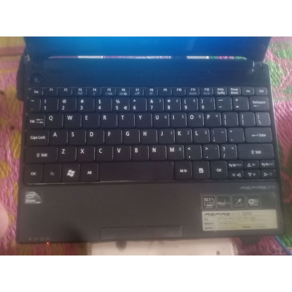 Laptop Acer aspire one D255 second WINDOWS 10