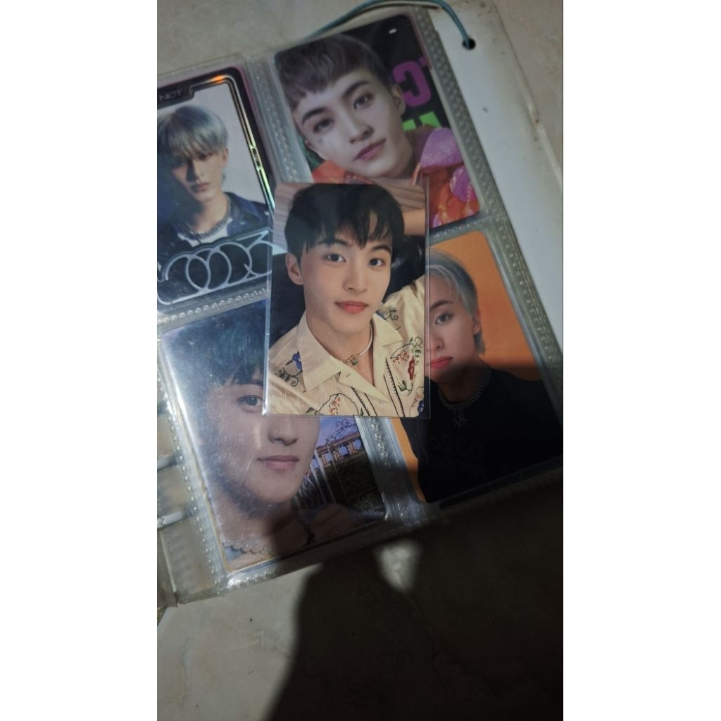 PHOTOCARD MARK LEE BLUE TO ORANGE