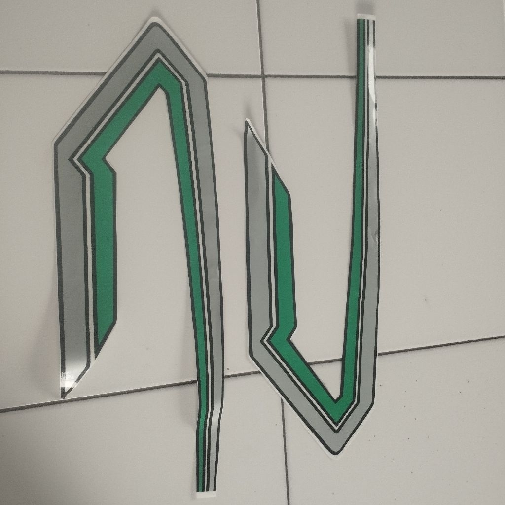 STRIPING CG 110 TS WARNA HIJAU ABU KIRI KANAN