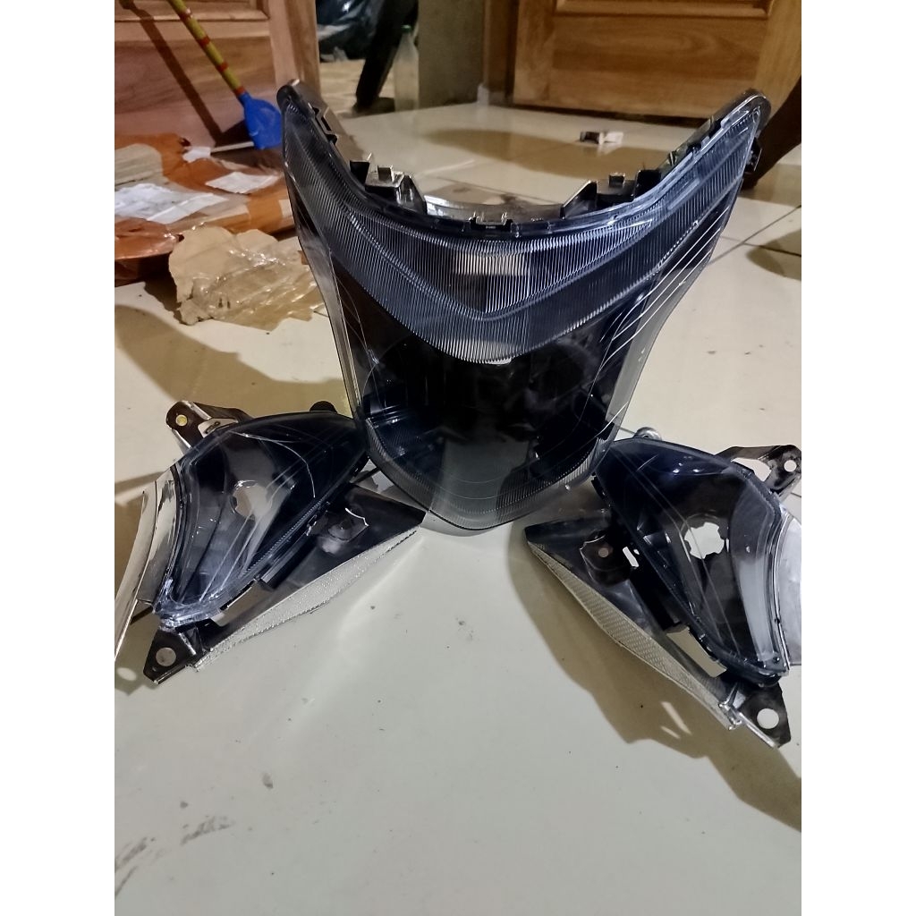 Paket Reflektor Lampu Depan Beat Pop Plus Sen Depan Beat Pop Custom Hitam Fullset