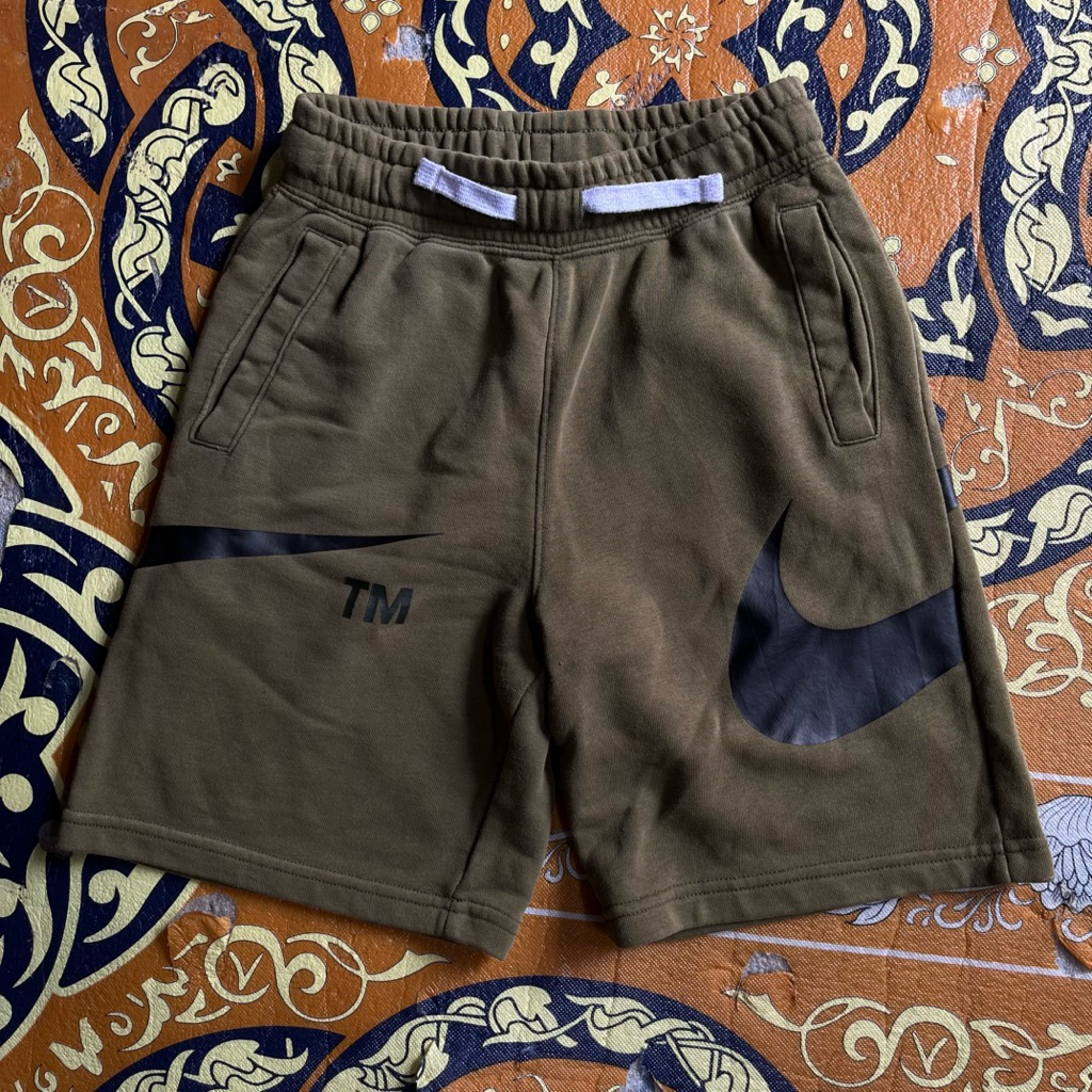 celana pendek  Nike dark green second original