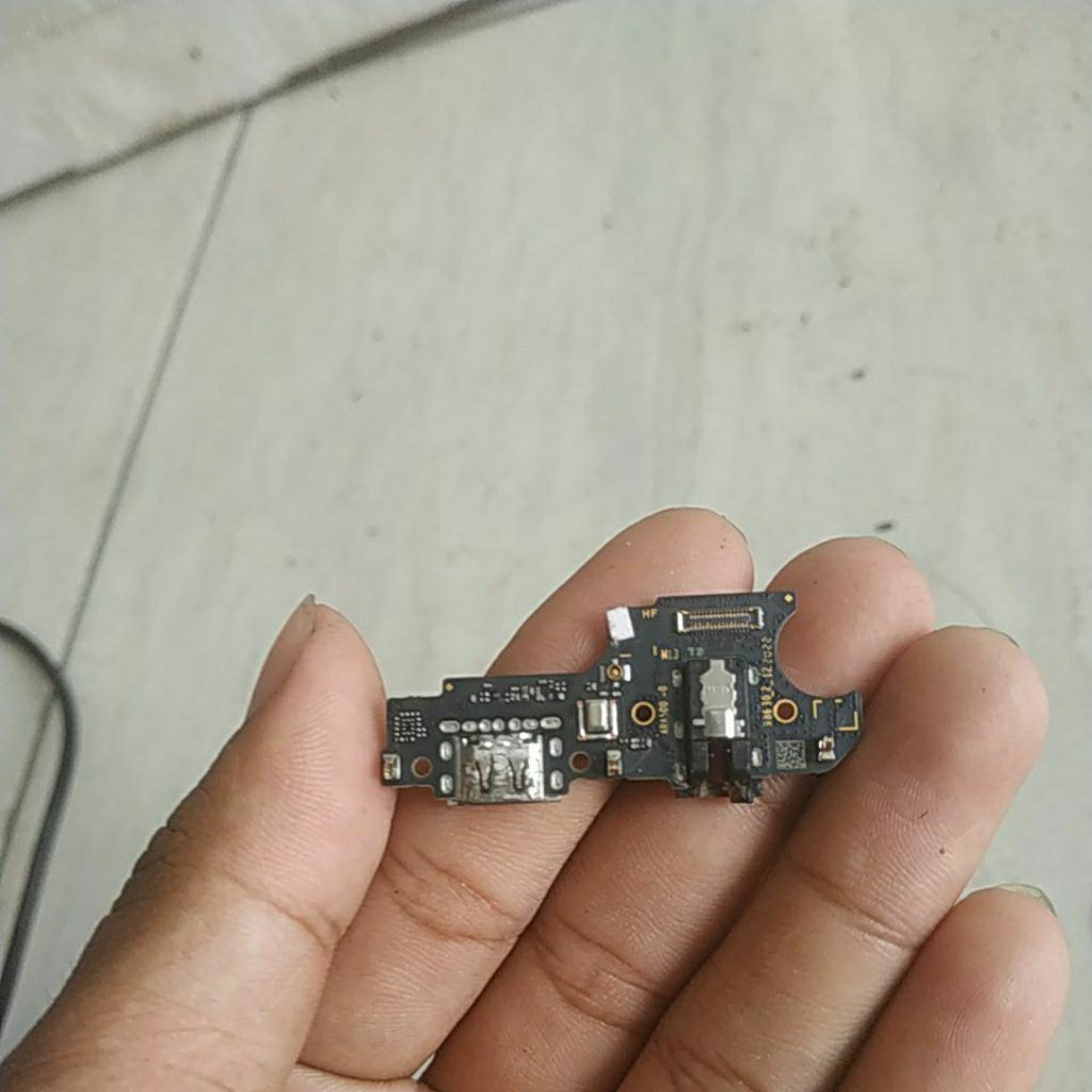 board cas bekas realme c21y