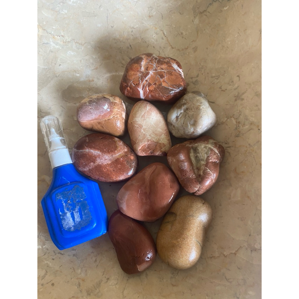 Batu taman merah/ batu hias/ batu taman 1kg/batu taman estetik/ batu hias taman