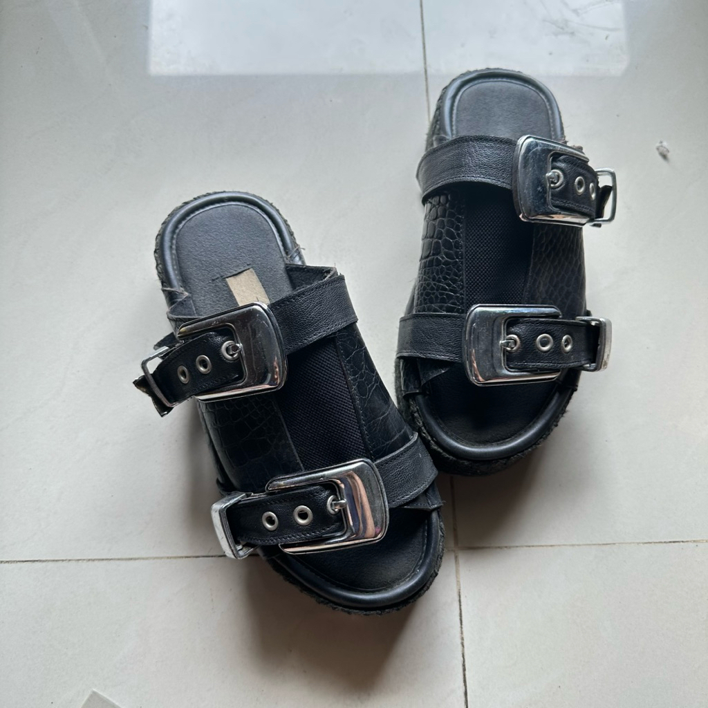 Tigah Home - Bucky Croco Platform (Preloved)