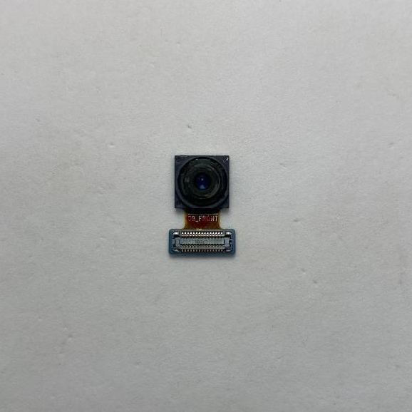 Kamera Depan Samsung J7 Plus