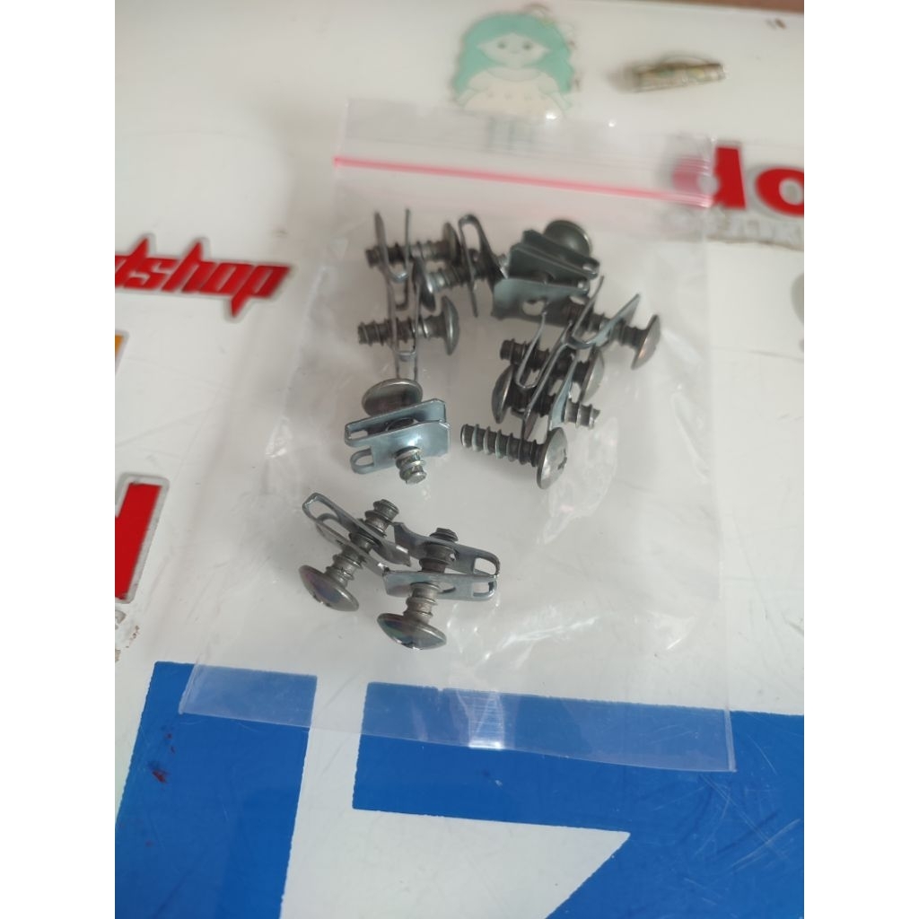 Baut Skrup Skrup / Baut Klip Body / 10 Pcs / Motor Suzuki Spin Skywave Hayate SkyDrive Adress Nex Un