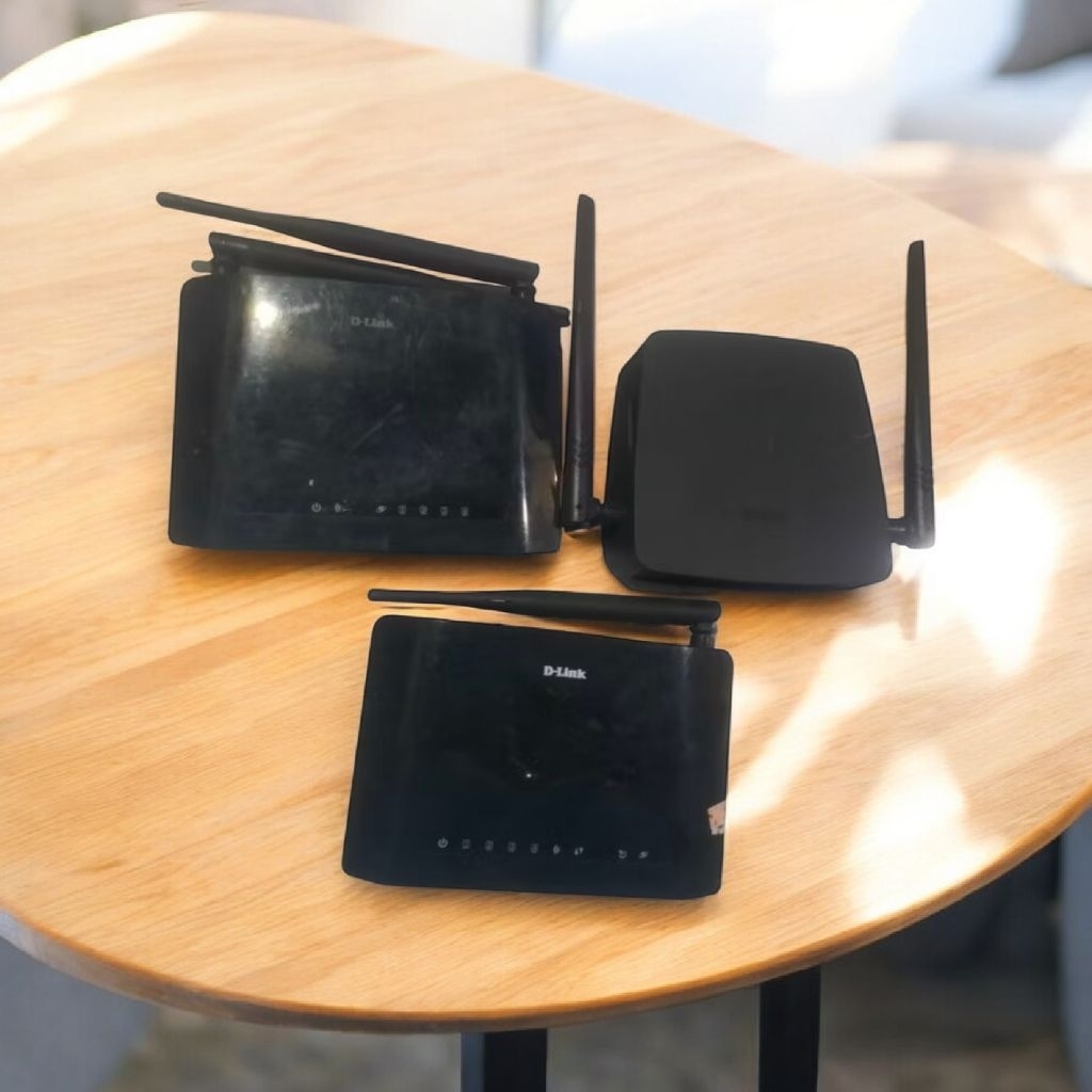 Router D-LINK DSL-2730E, DIR-1253, DIR-612 Bekas Normal