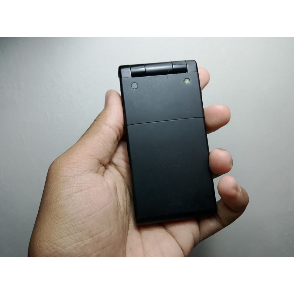HP Lipat Jepang (Bahan)