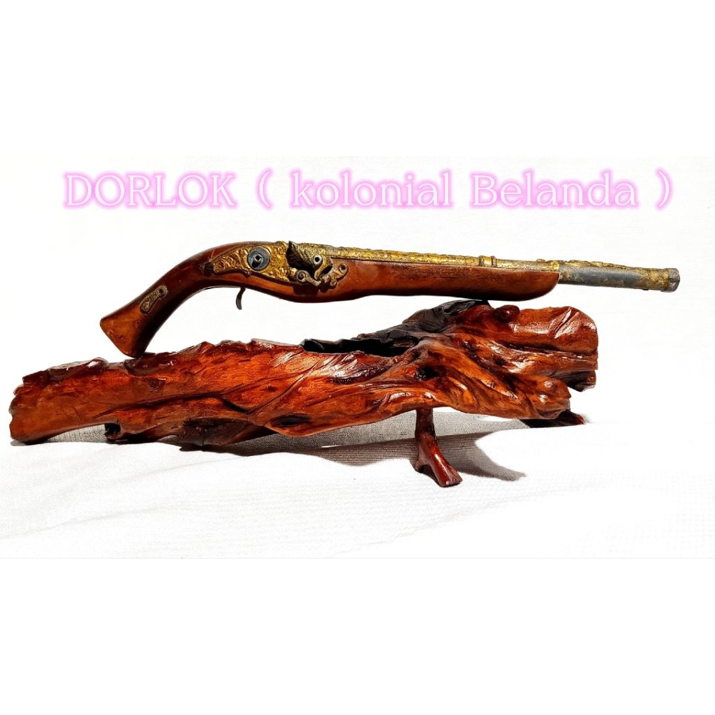 barang antik DORLOK peninggalan kolonial Belanda