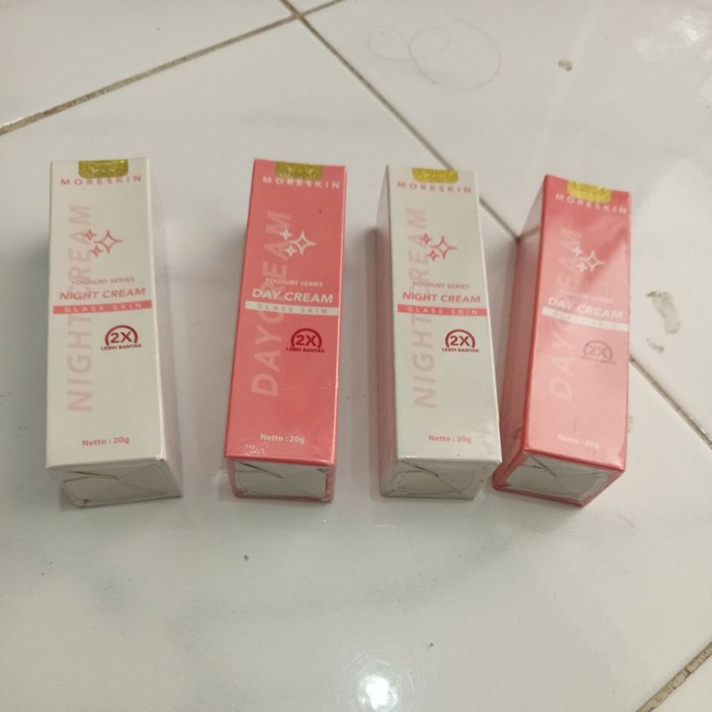 Moreskin Glaskin Day cream & Night cream Nasa Terlaris