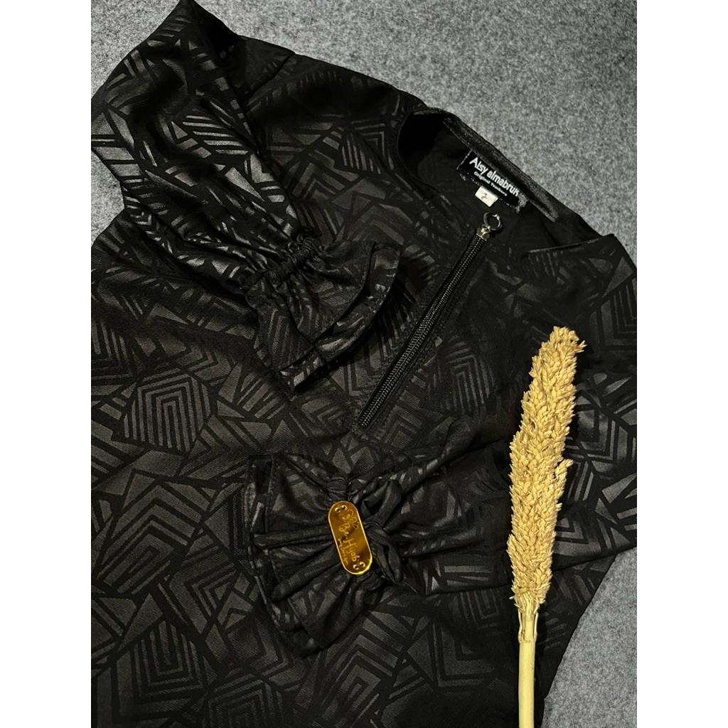 ABAYA EMBOS ANAK DAN DEWASA TERSEDIA UKURAN 1-12 TAHUN . ukuran : S M L XL XXL