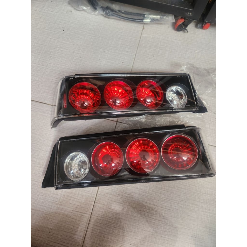 Stoplamp lampu belakang tail light Civic Nouva Nova SH3 88-91