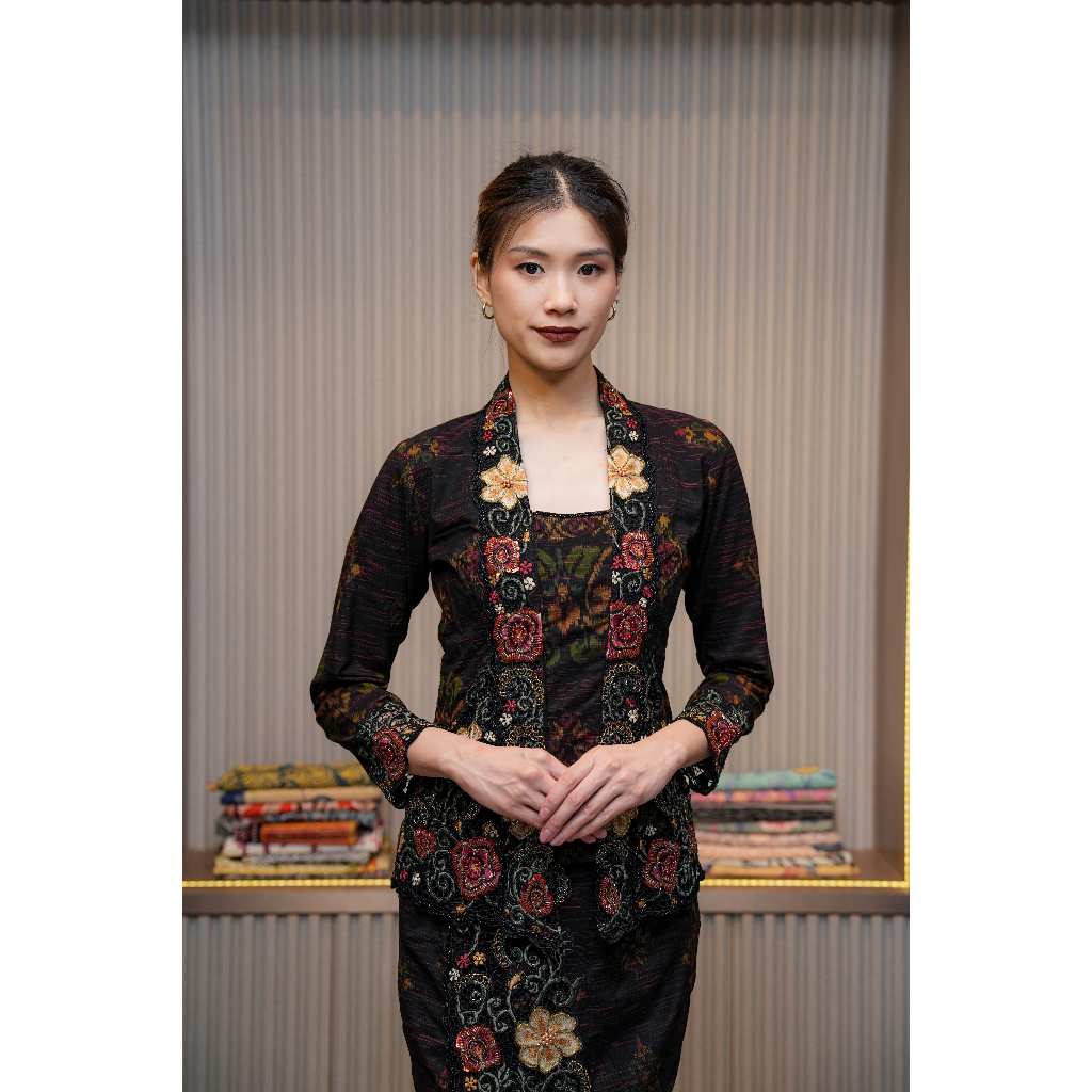 One Set Bali Endek Astika