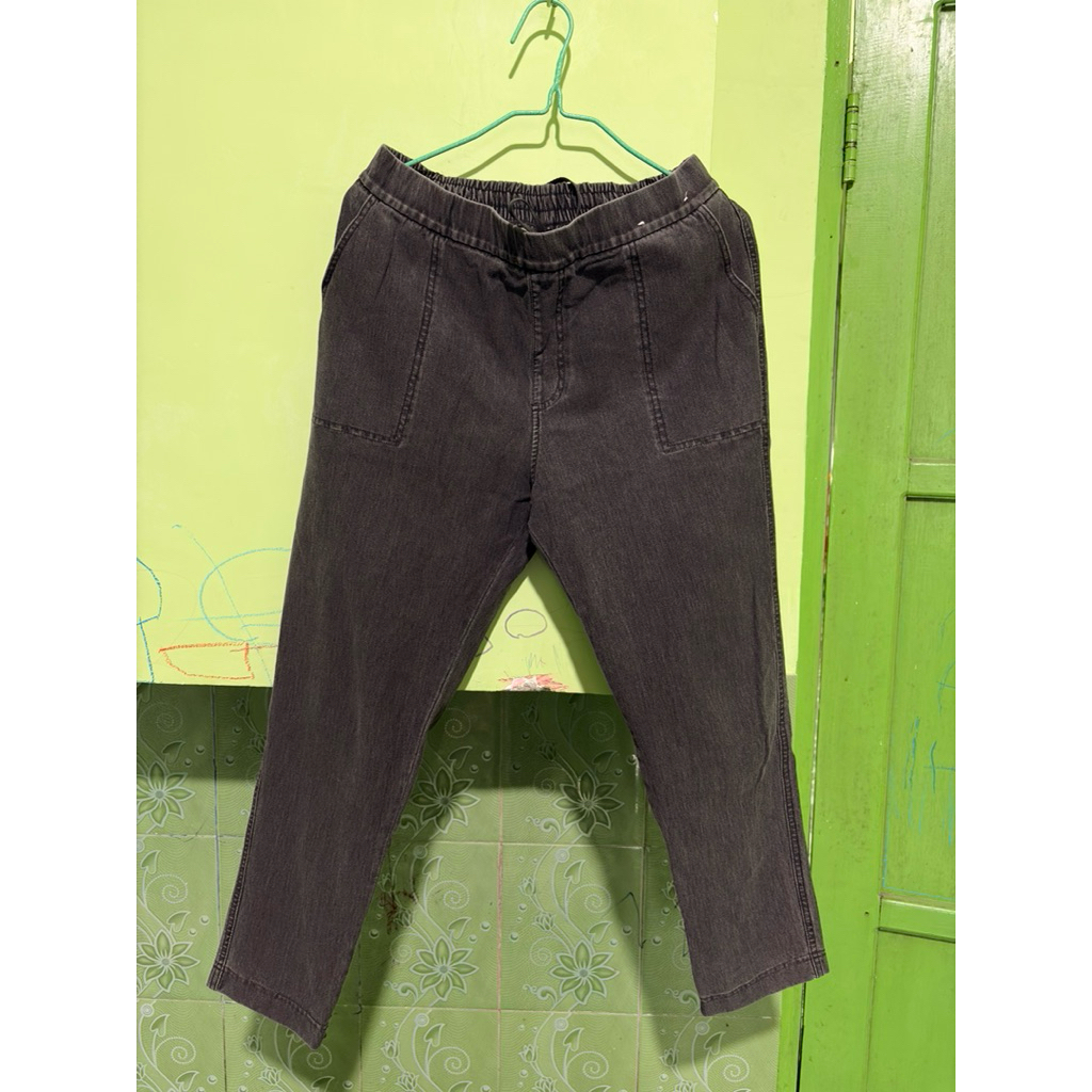 jeans uniqlo preloved