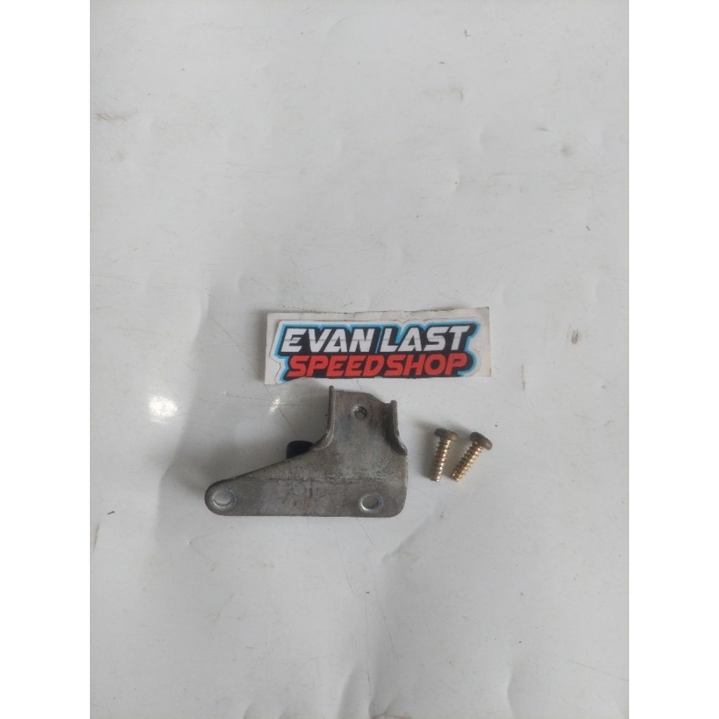 breket dudukan bawah stelan lampu sonic 125