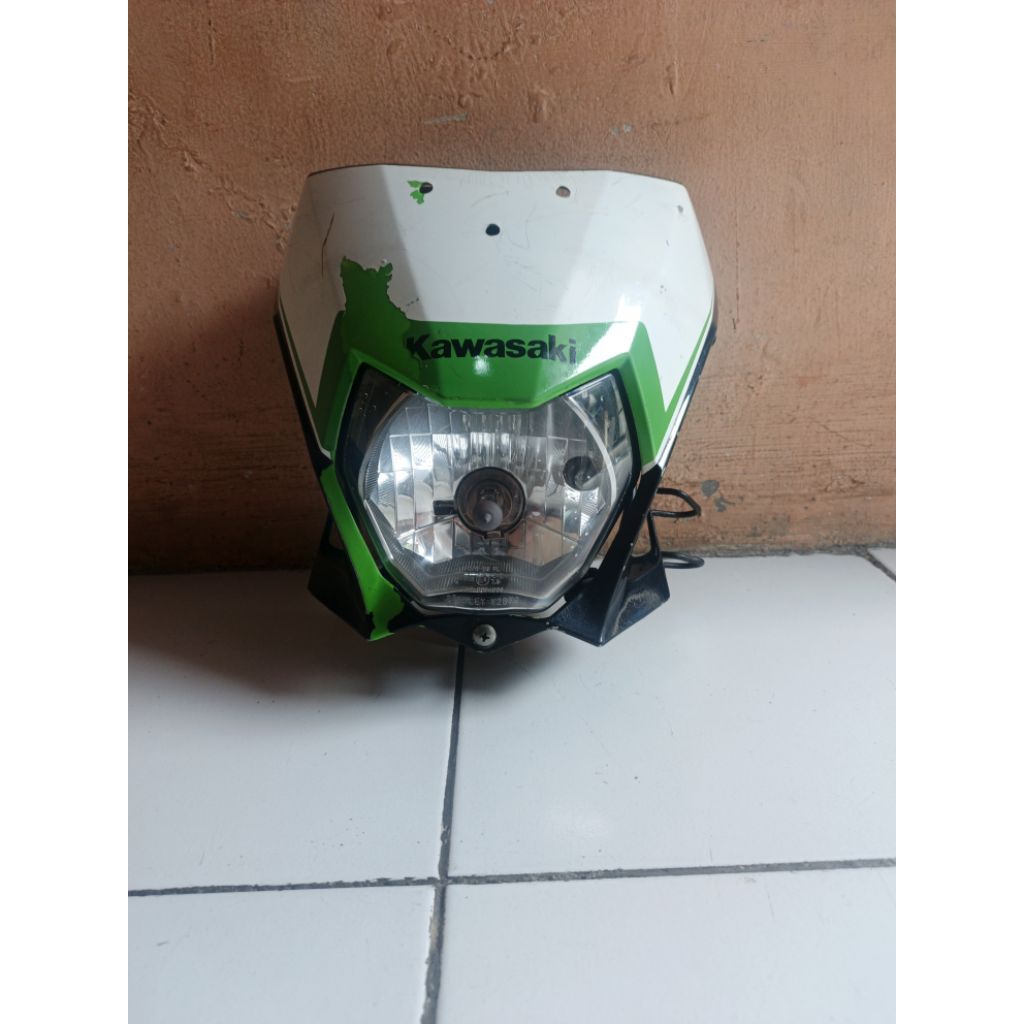 Batok lampu depan set speedometer Klx 150 BF original copotan