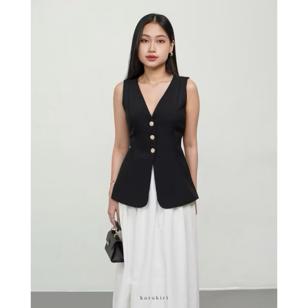 Kara Kiri Vest Hitam Preloved