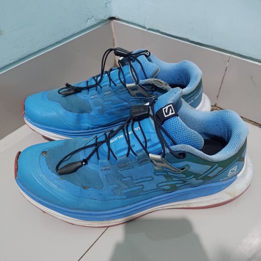 Salomon Ultra Glide Trail Running Shoes