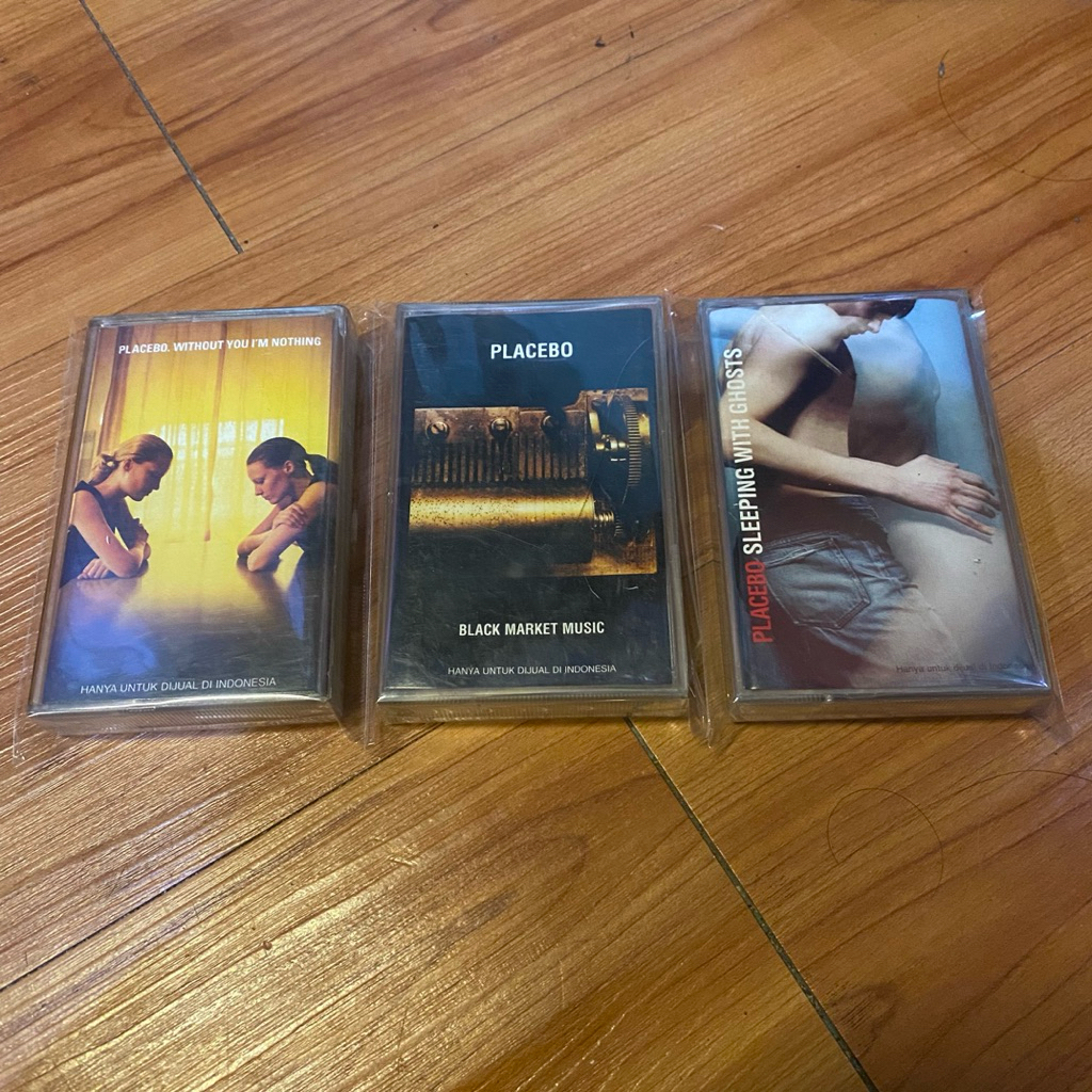 variasi kaset original placebo