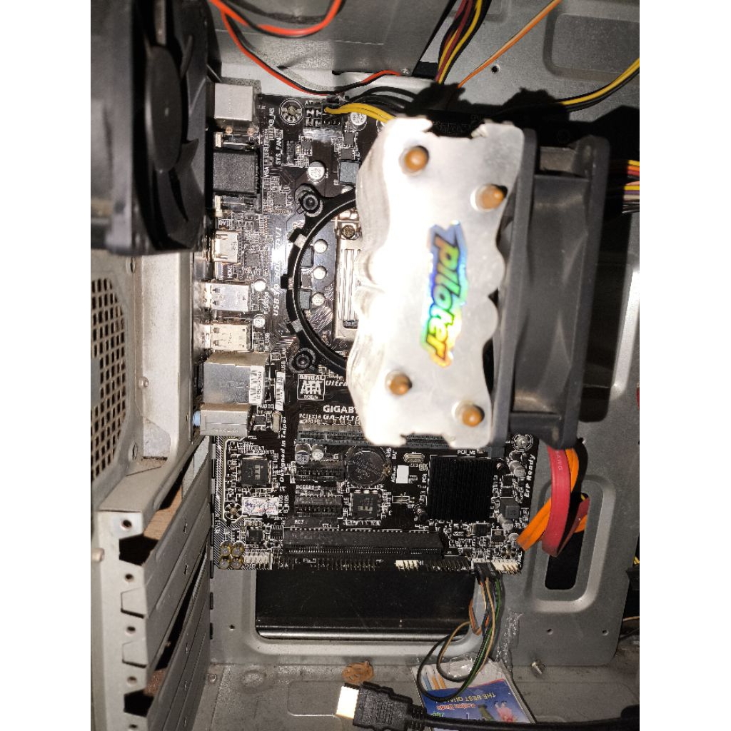 Paket Mainboard Mobo Motherboard H110 Intel LGA 1151 DDR4 + Processor Core i3 7350k + Fan