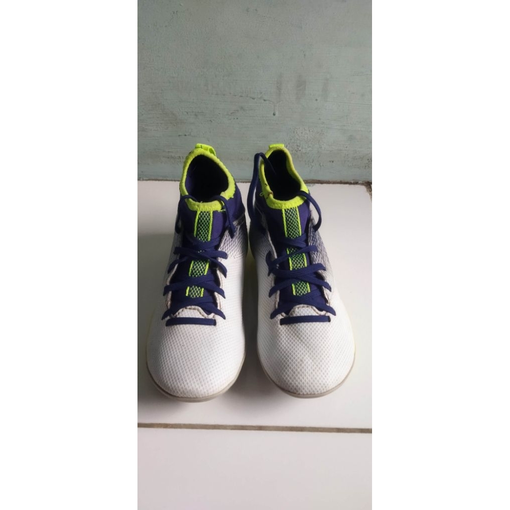 Sepatu bola Anak Kipsta Decathlon size 28