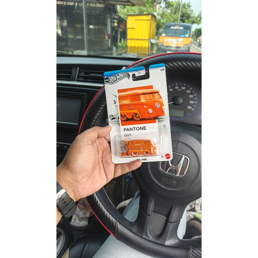 kool kombi hot wheels