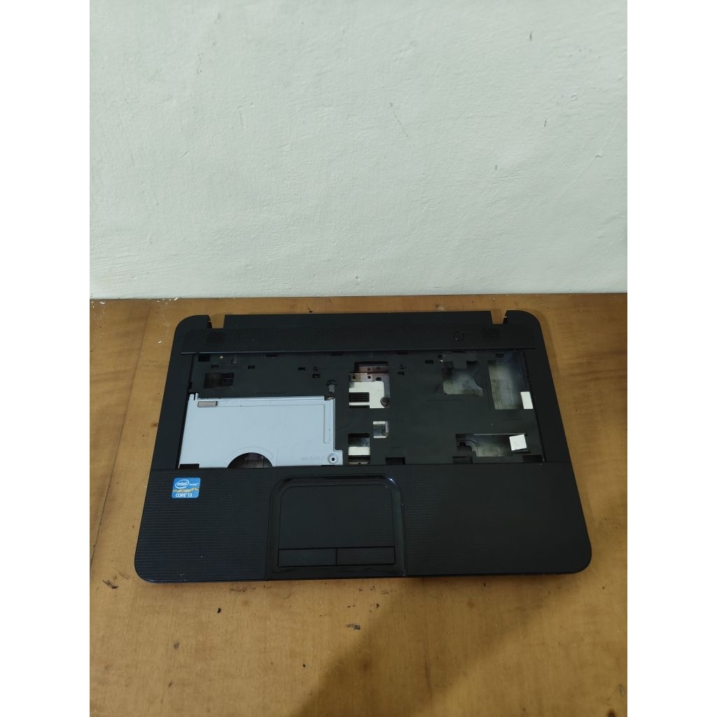 Casing Bawah Bottom Case Frame Keyboard Laptop Toshiba Satellite C800 C800D C840 C840D L840 L840D L8