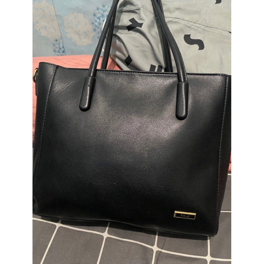 enji tote bag