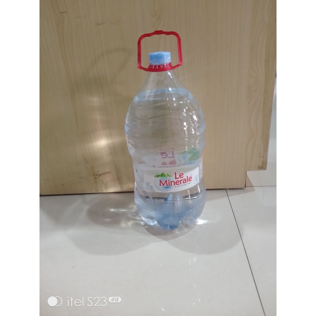 lee mineral galon kecil 5 liter air minum
