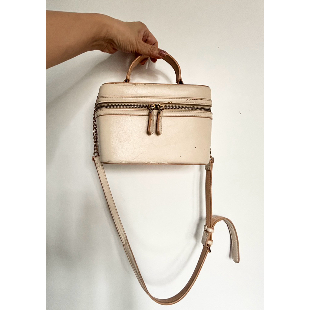 PRELOVED TAS JINJING SLINGBAG HANDBAG PEDRO SELEMPANG BAHU WARNA CREAM BEKAS SECOND LUCU