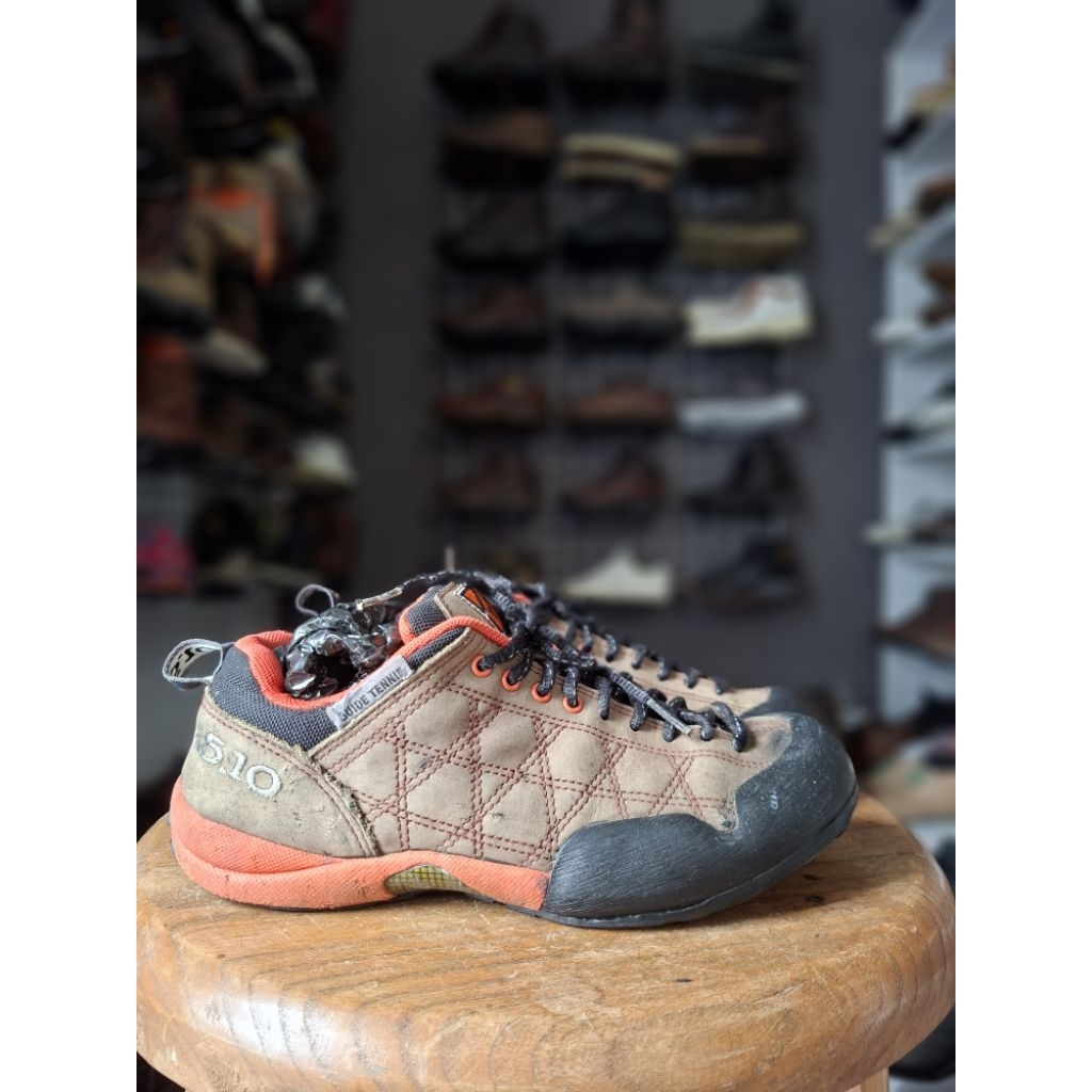 Sepatu Outdoor hiking made in USA sepeda non cleat 510 fiveten size 39,5