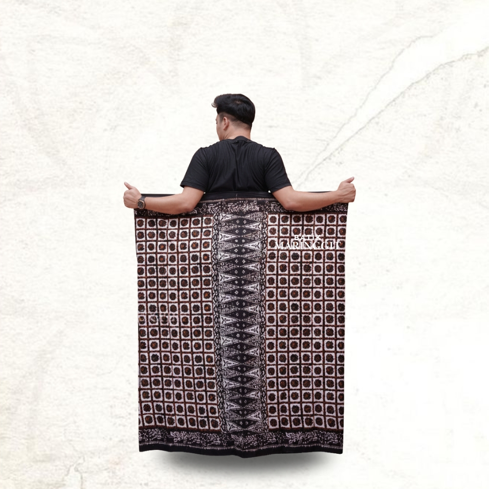 Sarung Batik Pria Dewasa Sarung Batik Motif Kotak-kotak Putih Sarung Terbaru Sarung khas  Pekalongan