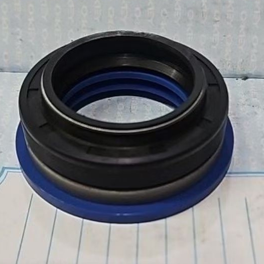 RE61719 OIL SEAL SHAFT PTO