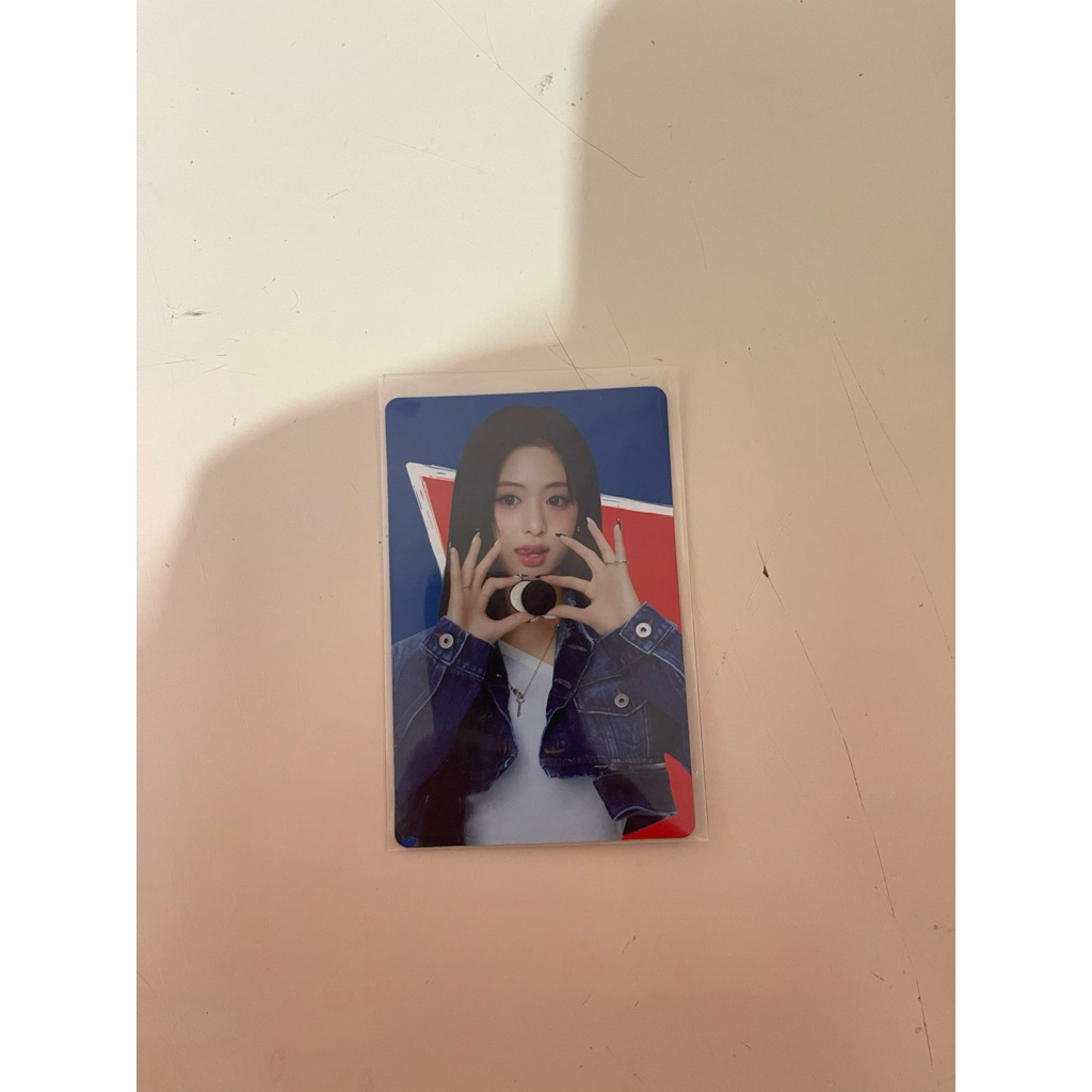 photocard pc carmen,ahyeon oreo official
