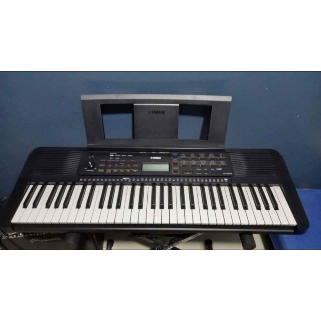 Keyboard Piano Yamaha PSR E-273 Mulus Normal Like New (Second/Seken)