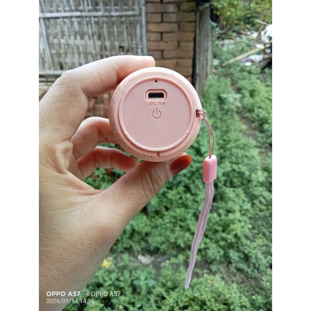 Speaker Mini Bluetooth Bass Wireless Musik Box ada Minus