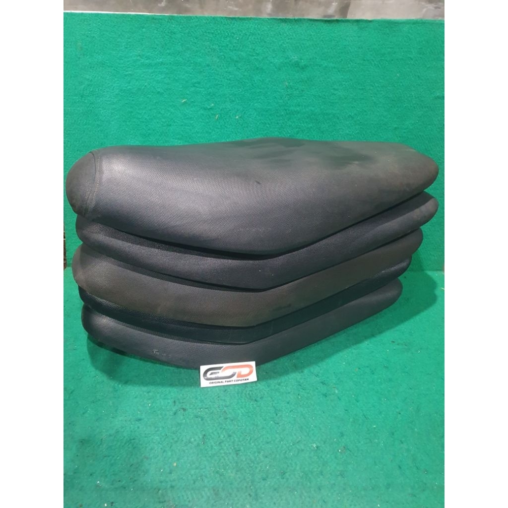 Jok Honda Karisma 125 Kode KPH Original Copotan