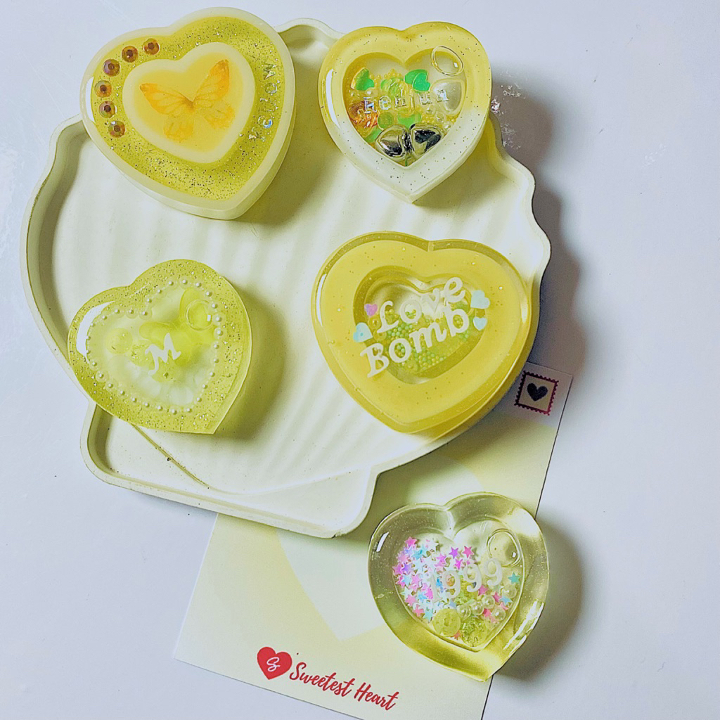 LOVELY HEART SHAKER KEYCHAIN (Yellow Ver)|Resin Shaker Keychain|Keyring yellow|Charm Shaker