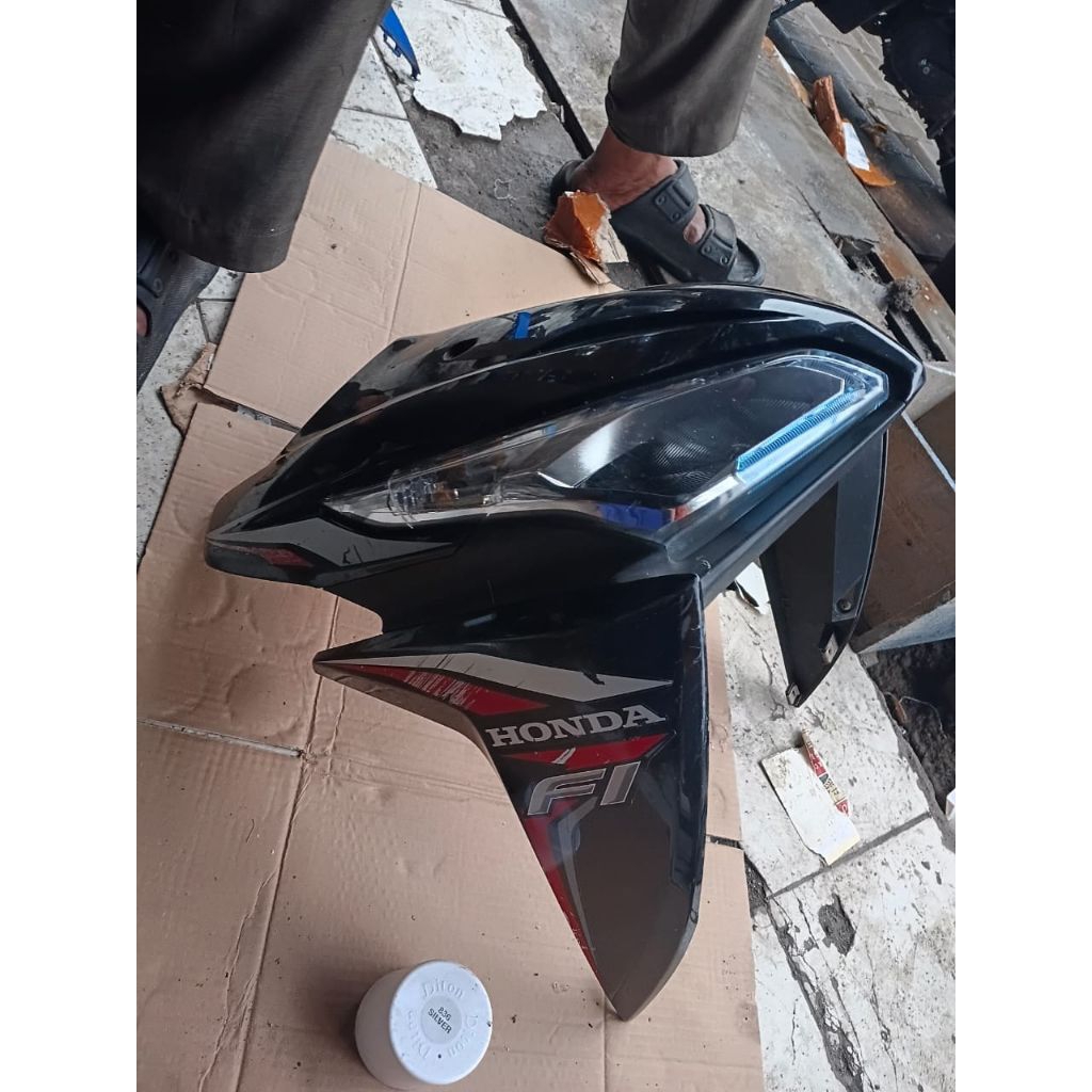 cover tameng+reflektor lampu depan Honda vario 110 fi led original copotan