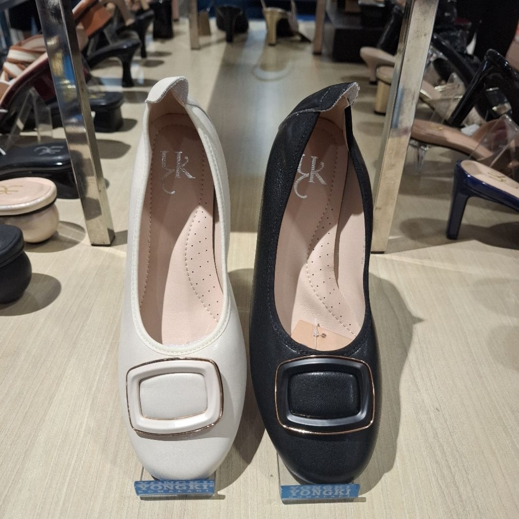 Sepatu Ballerina Wanita Yongki Komaladi ORI