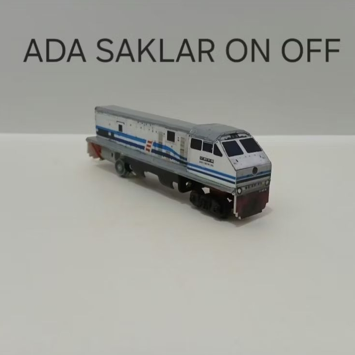 Kereta Api Indonesia Lokomotif Bermesin CC203/CC204