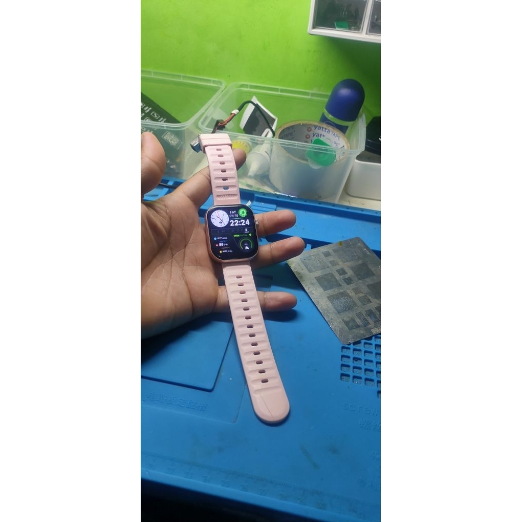 SMARTWATCH ITEL O20 BEKAS