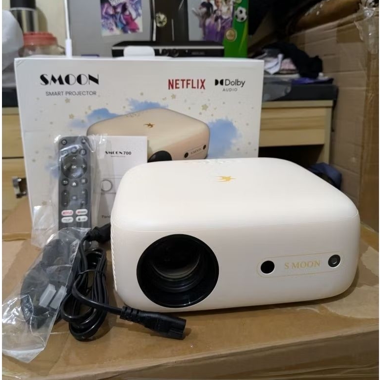 SMARTS MOON 700 PROYEKTOR DENGAN OS LINUX NETFLIX CERTIFIED