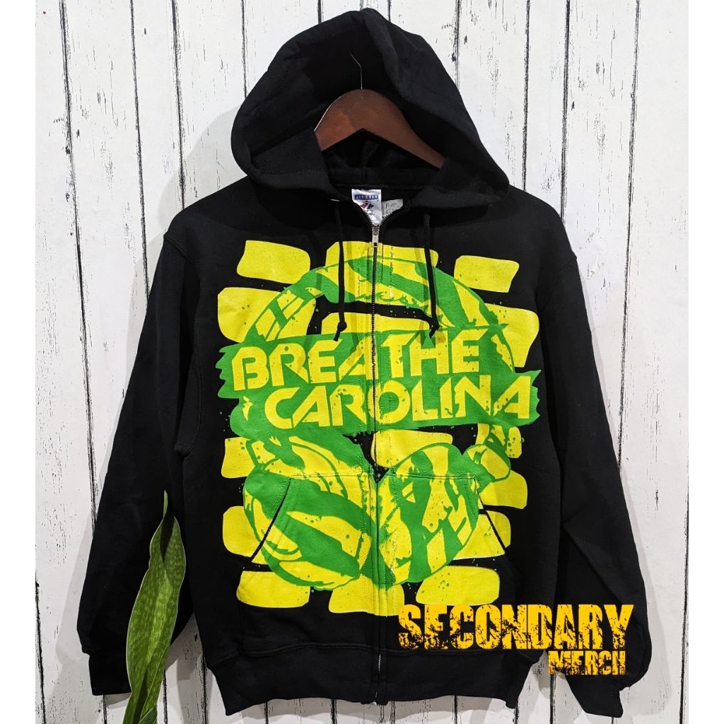 Breathe Carolina - Head Phone