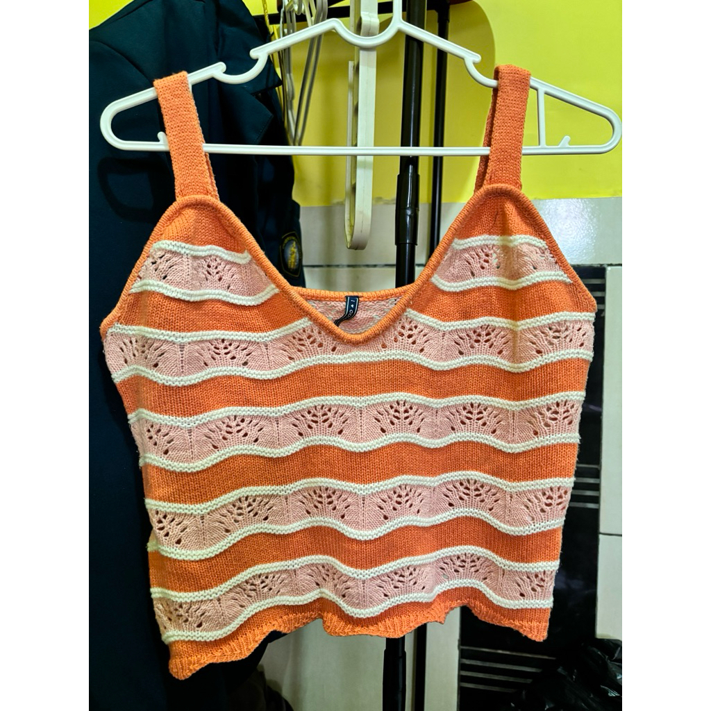 preloved tanktop crop colorbox