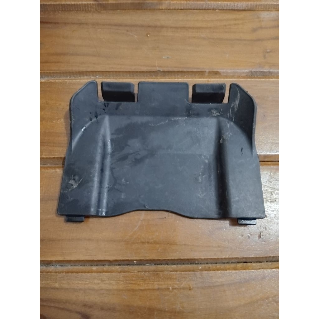 cover tutup aki/accu honda pcx 150 original copotan