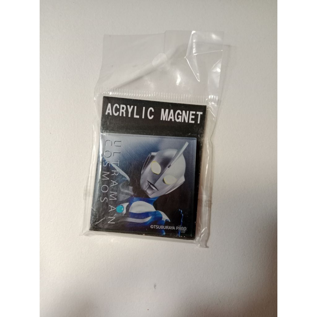 Original magnet kulkas Ultraman Cosmos