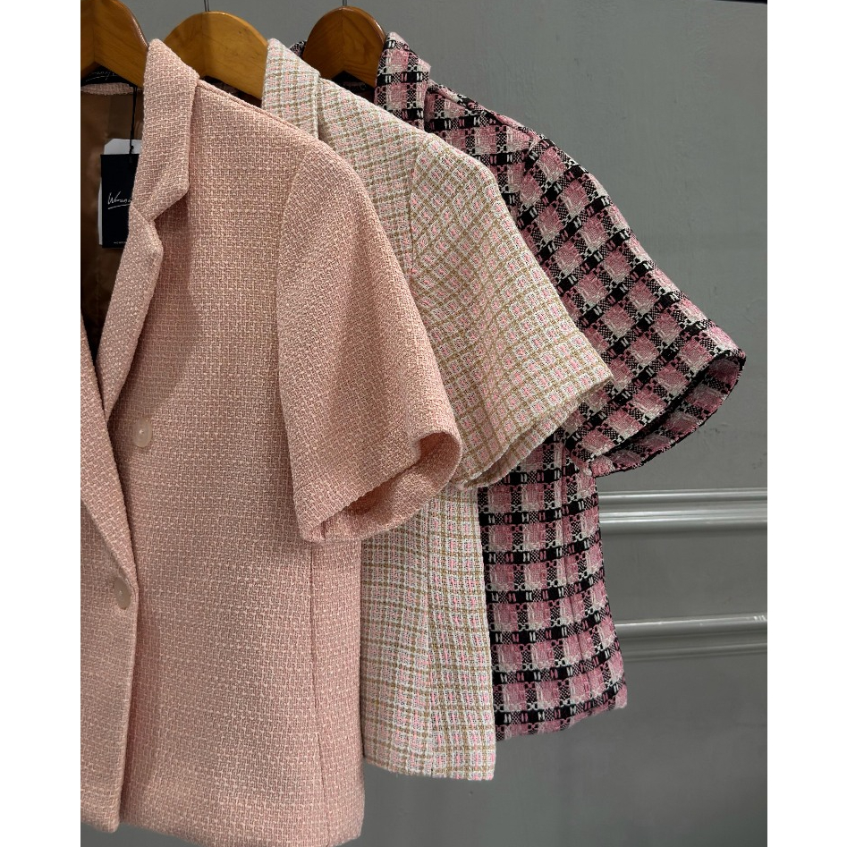 Blazer Tweed Lengan Pendek Wanita Warna Pink